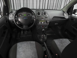 Хетчбэк Ford Fiesta 2007 года, 379000 рублей, Ставрополь