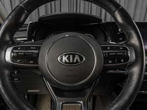 Седан Kia K5 2020 года, 2329000 рублей, Тюмень
