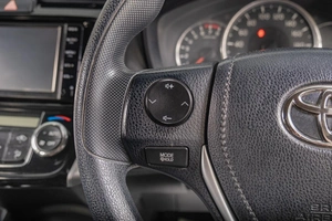 Универсал Toyota Corolla Fielder 2015 года, 1099000 рублей, Томск