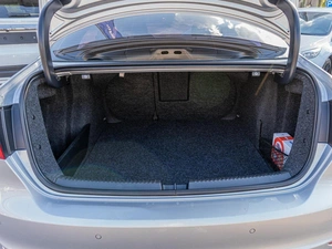 Седан Volkswagen Jetta 2013 года, 1149000 рублей, Саратов