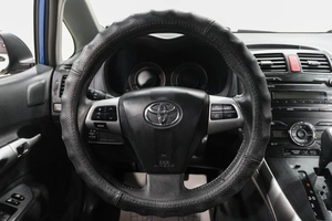 Хетчбэк Toyota Auris 2012 года, 1099000 рублей, Новокузнецк