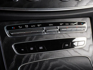 Седан Mercedes-benz E-класс 2021 года, 6649000 рублей, Красный Пахарь