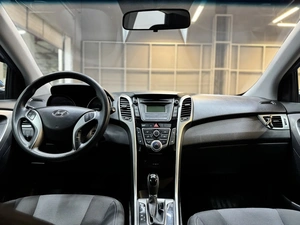 Хетчбэк Hyundai i30 2013 года, 947000 рублей, Красноярск