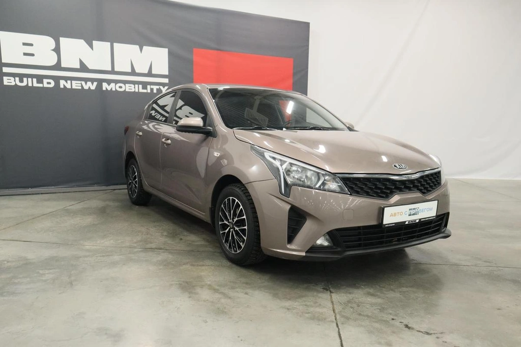 Седан Kia Rio 2020 года, 1740000 рублей, Курск