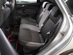 Хетчбэк Ford Focus 2012 года, 849000 рублей, Воронеж