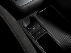 Внедорожник Volkswagen Tiguan 2016 года, 1699000 рублей, Воронеж