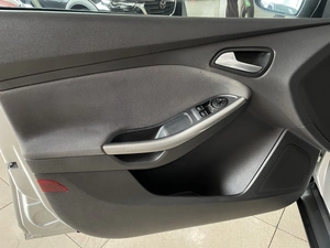 Седан Ford Focus 2011 года, 787000 рублей, Солонцы