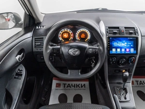 Седан Toyota Corolla 2011 года, 1099000 рублей, Красноярск