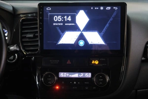 Внедорожник Mitsubishi Outlander 2014 года, 1799000 рублей, Омск