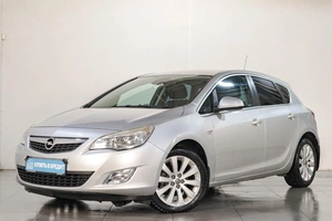 Хетчбэк Opel Astra 2012 года, 929000 рублей, Челябинск