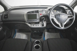 Минивэн Honda Stream 2012 года, 1309000 рублей, Кемерово