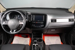 Внедорожник Mitsubishi Outlander 2016 года, 1739000 рублей, Тюмень