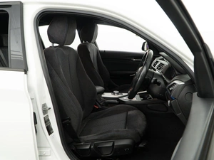 Хетчбэк BMW 1 серия 2015 года, 1348055 рублей, Москва