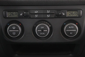 Хетчбэк Volkswagen Golf Plus 2007 года, 699000 рублей, Омск