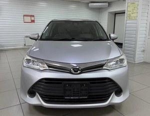 Седан Toyota Corolla Axio 2017 года, 980000 рублей, Ачинск