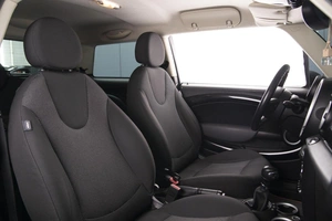 Хетчбэк MINI One 2010 года, 780000 рублей, Омск