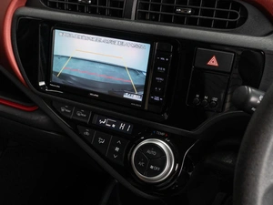 Хетчбэк Toyota Aqua 2016 года, 1069000 рублей, Тюмень