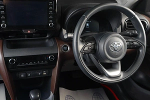 Внедорожник Toyota Yaris Cross 2021 года, 2399000 рублей, Тюмень