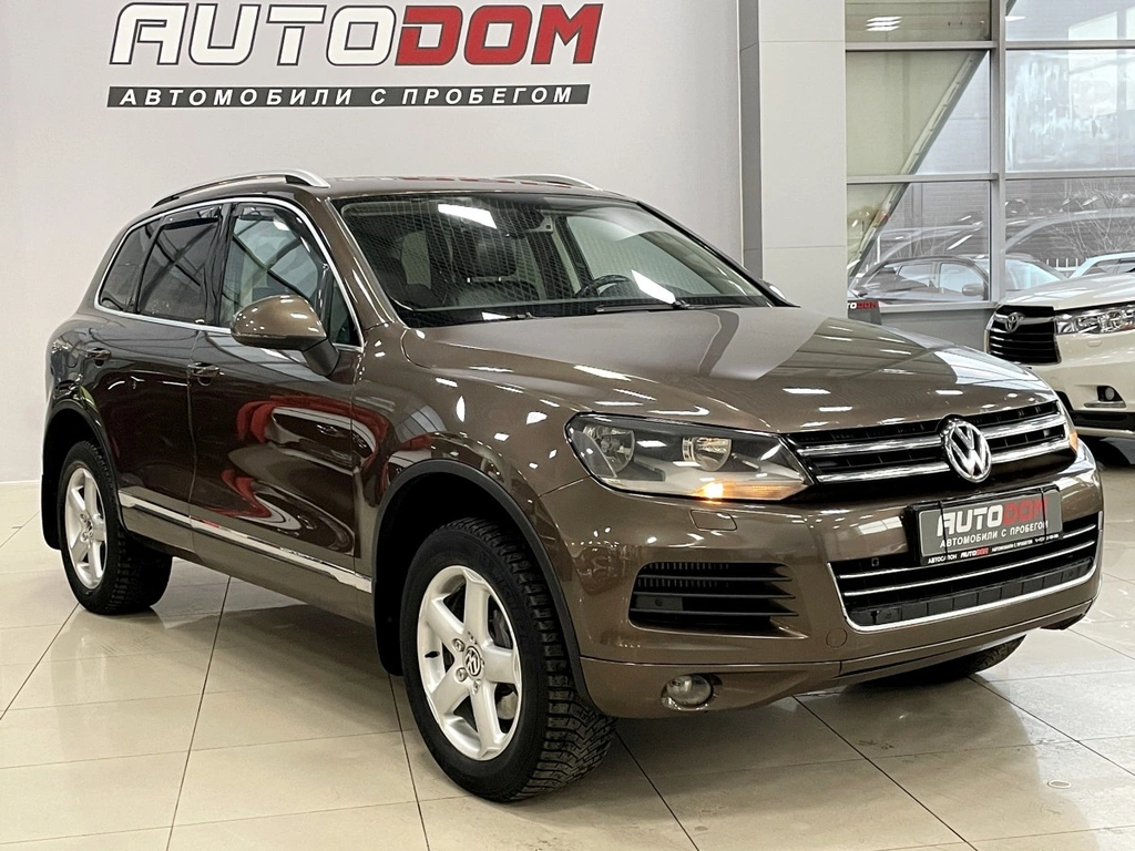 Внедорожник Volkswagen Touareg 2010 года, 1687000 рублей, Солонцы