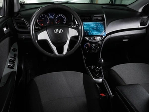 Седан Hyundai Solaris 2014 года, 939000 рублей, Воронеж