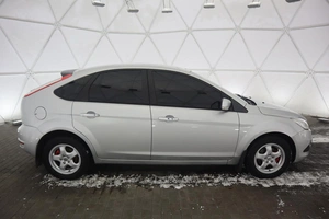 Хэтчбек Ford Focus 2010 года, 650000 рублей, Орёл