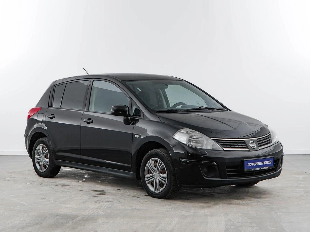 Хетчбэк Nissan Tiida 2008 года, 693055 рублей, Москва
