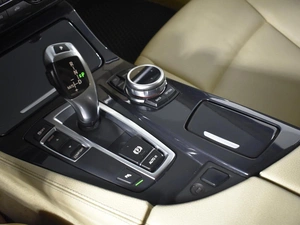 Седан BMW 5 серия 2012 года, 1463900 рублей, Казань