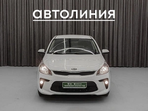 Седан Kia Rio 2017 года, 799000 рублей, Красноярск