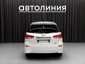 Минивэн Toyota Wish 2009 года, 1150000 рублей, Красноярск