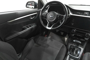 Седан Kia Rio 2020 года, 1669000 рублей, Новокузнецк