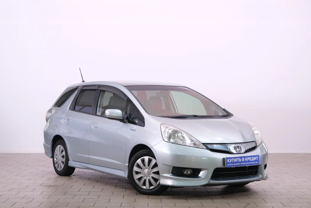 Универсал Honda Fit Shuttle 2013 года, 999000 рублей, Омск