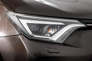 Внедорожник Toyota RAV4 2018 года, 2639000 рублей, Барнаул