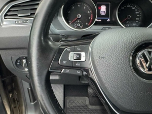 Внедорожник Volkswagen Tiguan 2018 года, 2520000 рублей, Красноярск