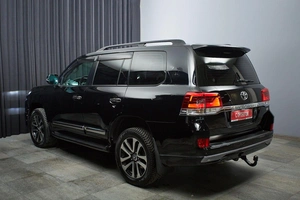 Внедорожник Toyota Land Cruiser 2012 года, 4300000 рублей, Красноярск