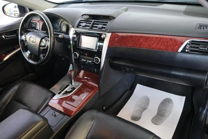 Седан Toyota Camry 2012 года, 1729000 рублей, Омск