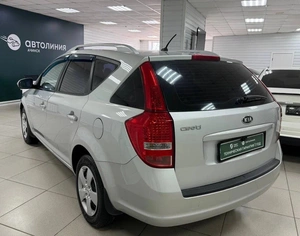 Универсал Kia Ceed 2011 года, 799000 рублей, Ачинск