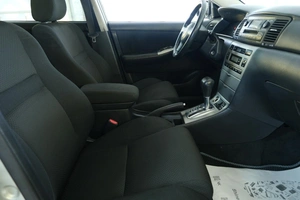 Хетчбэк Toyota Corolla 2006 года, 889000 рублей, Омск