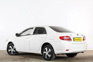 Седан Toyota Corolla 2011 года, 1379000 рублей, Тюмень