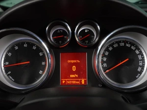 Хетчбэк Opel Astra 2013 года, 899000 рублей, Воронеж