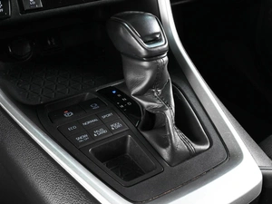 Внедорожник Toyota RAV4 2020 года, 2839000 рублей, Аксай