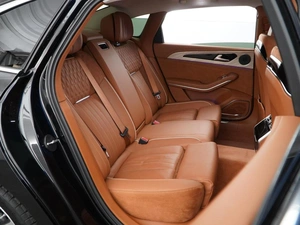 Седан Hongqi H9 2024 года, 4149046 рублей, Москва