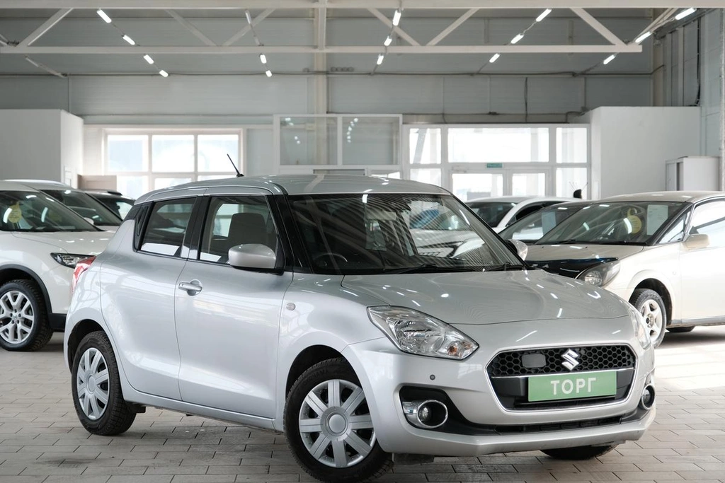 Хетчбэк Suzuki Swift 2019 года, 1349000 рублей, Омск