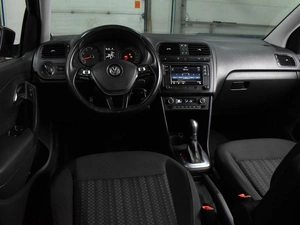 Седан Volkswagen Polo 2016 года, 1047000 рублей, Воронеж