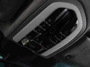 Внедорожник Porsche Cayenne Turbo 2010 года, 2339000 рублей, Воронеж