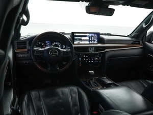 Внедорожник Lexus LX 2018 года, 5999099 рублей, Москва