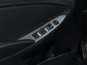 Седан Hyundai Solaris 2015 года, 899000 рублей, Сургут