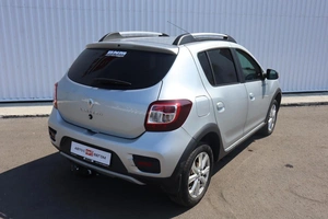 Хэтчбек Renault Sandero 2021 года, 1180000 рублей, Брянск