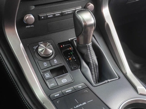 Внедорожник Lexus NX 2018 года, 3199000 рублей, Тюмень