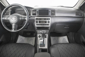 Седан Toyota Corolla 2004 года, 599000 рублей, Кемерово