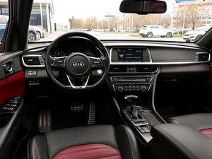 Седан Kia Optima 2018 года, 2198000 рублей, Волгоград